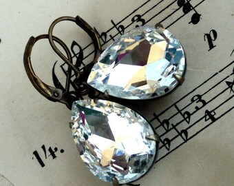 Ice Crystal , Estate Style Vintage Ice Crystal  Pear Shaped Jewel Earrings by Hollywood Hillbilly