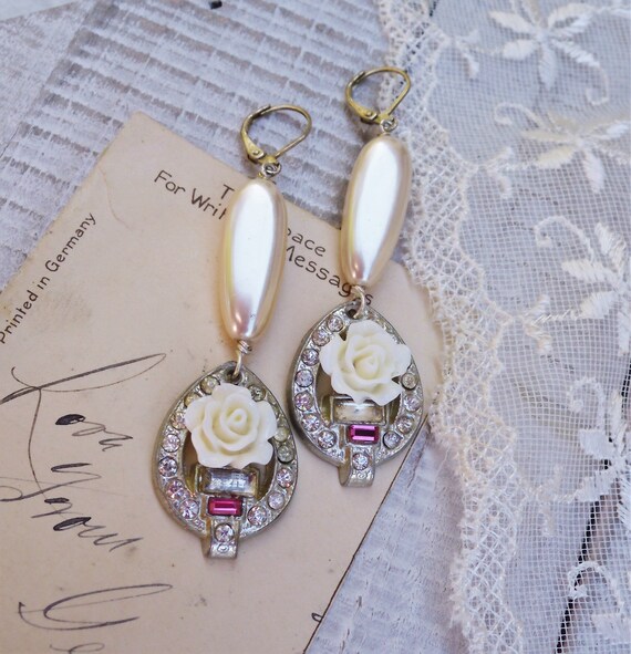 ◆VINTAGE HOLLYWOOD◆ Rose EarringsVH25NNEA103V VH2435EA002M Shabby Winter Rose, Vintage Clear Paste Rhinestone , Creamy