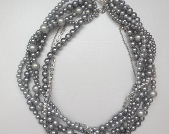 Twisted pearl necklace Light grey and dark grey Rhinestone and chain silver statement pearl necklace