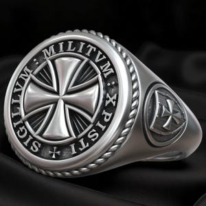 Templar Cross Maltese Shield Signet Ring – Sterling Silver Medieval Knight Symbol, Christian Faith Jewelry, Gift for Him, Strength Courage
