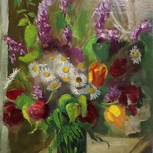Pintura al óleo antigua original, bodegón floral primaveral con lilas, tulipanes y flores romanas, artista ucraniano soviético, arte vintage, década de 1970.