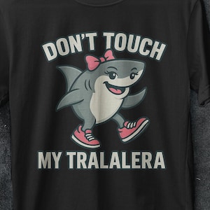 Rétro, Requin drôle, T-shirt mème, Tralalero Tralala, T-shirts mème drôles, Cerveau italien, Tung Tung Tung Sahur, T-shirts Anomali, ne touchez pas