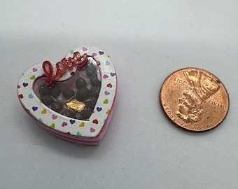 Dollhouse Miniature 1/12 Valentine Box of Candy