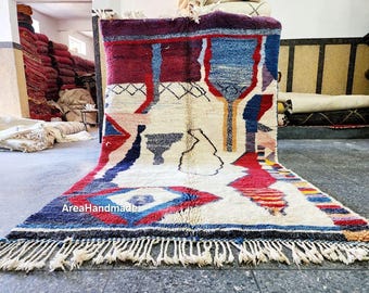 Handmade Wool Moroccan Rug: Berber Design, Bohemian Style