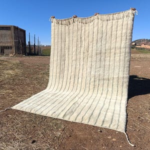 Artistic Moroccan Rug, Handmade Morrocan Rug, White Pink Rug, Moroccan Carpet, Beni Ourain Rug, Tribal Berber Rug, Authentic Carpet, Tapis