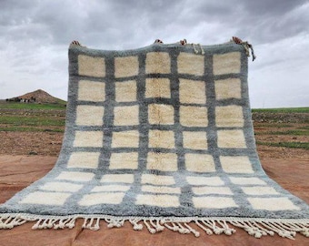 Handmade Wool Moroccan Rug: Berber Design, Blue Accents