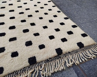 Handmade Beni Ourain Rug: White & Black Wool Moroccan Carpet