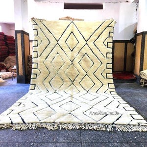 Luxurious Handwoven Wool Moroccan Rug, Soft Ivory Texture for Home Decor, Handmade Rug, White Rug, Moroccan Carpet, Beni Ourain Rug, teppich