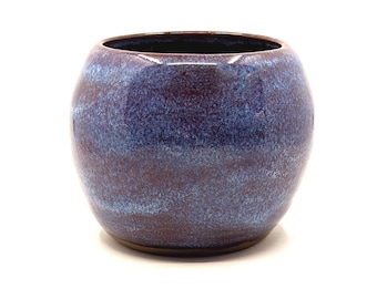 Maceta de cerámica con drenaje - Gres hecho a mano con esmalte púrpura brumoso (8,9 cm)