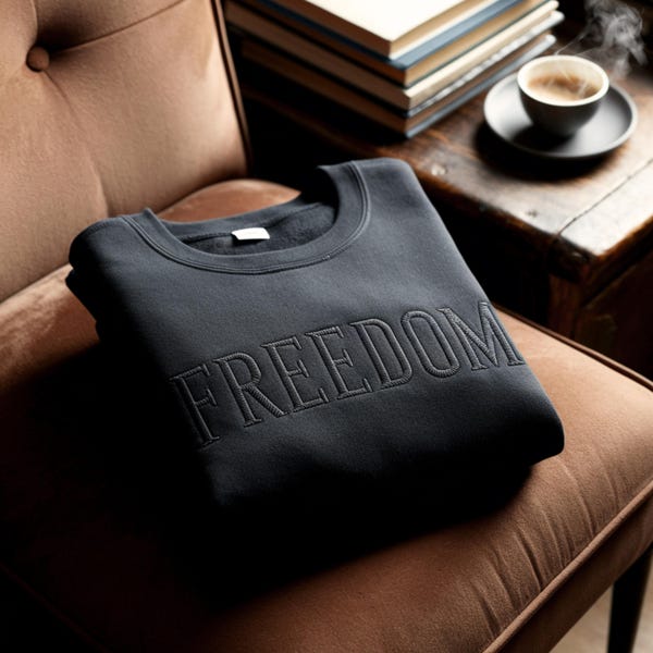 Sudadera con bordado tono sobre tono de Charlie Kirk, camisa con bordado de conciencia política, activista y defensor de los derechos humanos.