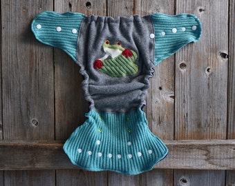 Upcycled Cashmere Nappy Cover Diaper Cover Wool Wrap One Size Fits Most Gray/ Turquoise With Tree Frog Applique  / Navy Blue