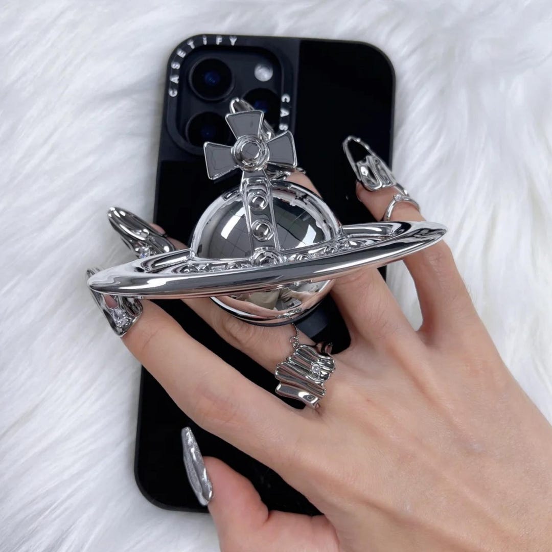 3D Printed Magasafe Phone Grip, Saturn Ring Design With Gothic