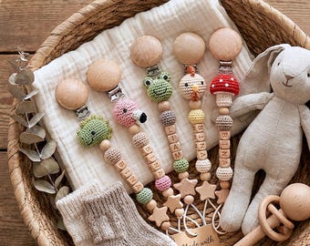 Personalized Crochet Pacifier Clip with Name, Custom Animal Dummy Chain, Handmade Baby Shower Gift, Newborn Binky Holder