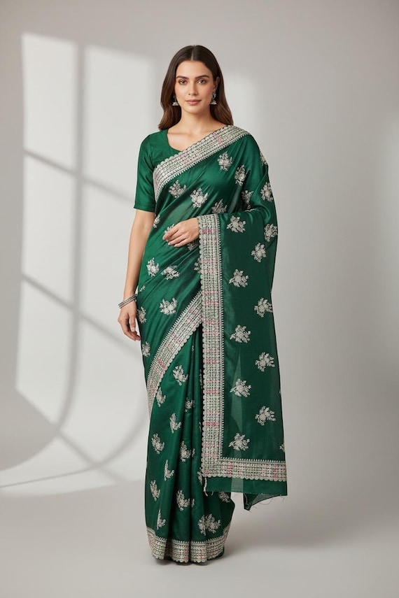 Party wear saree : best for wedding functions