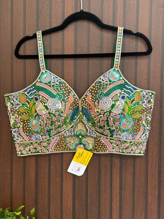 Embroidered sleeveless blouse