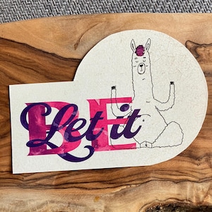 Adesivo divertente con citazione "Let it Be" e citazione "Lama", in vinile, impermeabile, per laptop, notebook, bottiglie d'acqua e barzelletta yoga per interni ed esterni.