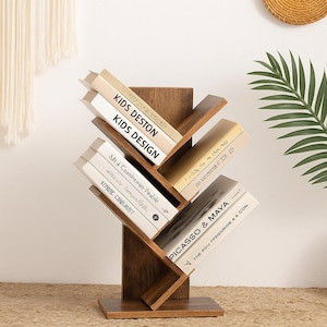 Libreria rustica in legno marrone – Scaffale ad albero di design per libri – Mobile contenitore unico per soggiorno o ufficio