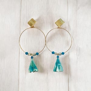 Origami earrings in Light blue/Drop-shaped handmade jewelry from Japan