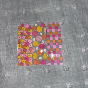 Aesthetic Acrylic Bookmarks | Trendy Floral, Bow, Smiley, & Checkered Designs | Cute Gift for Book Lovers