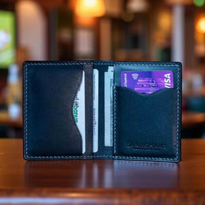 Personalisierte minimalistische Leder Geldbörse, EDC Kartenhalter, Geburtstagsgeschenk für Ihn, Leder Kartenhalter 3103-NFOLD / Pueblo Black, Buttero Black