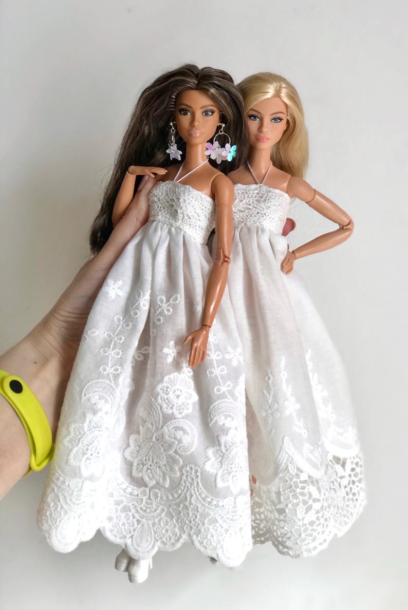 Vestido bohemio de encaje blanco para muñecas de moda de 29 cm, conjunto hecho a mano. imagen 2