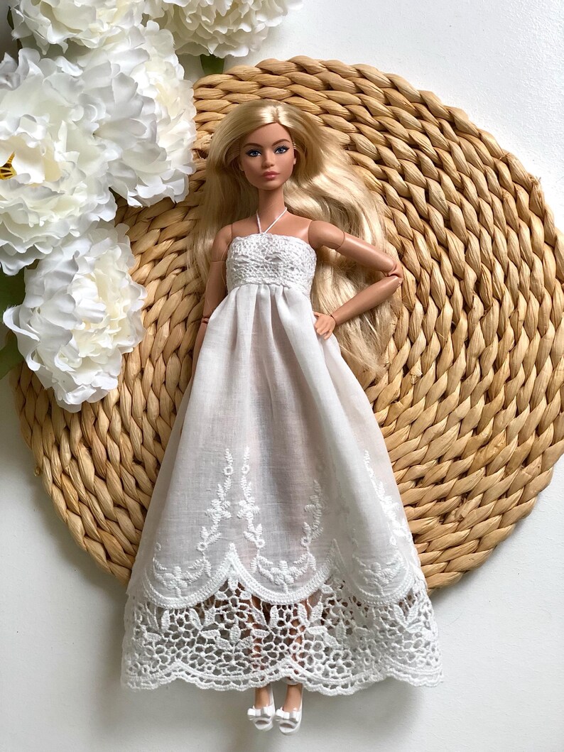 Vestido bohemio de encaje blanco para muñecas de moda de 29 cm, conjunto hecho a mano. imagen 9