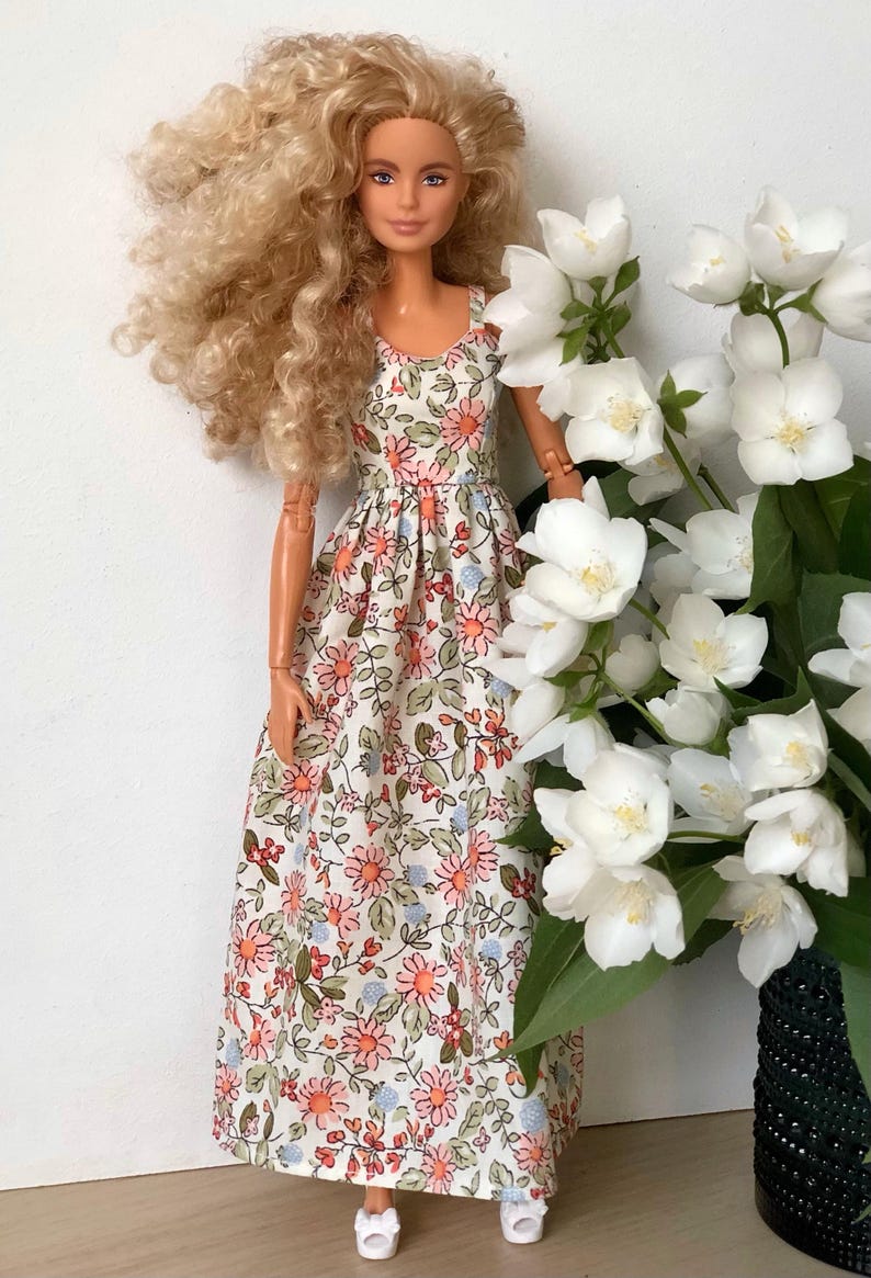 Long summer boho dress with flowers, clothes for 1/6 scale doll, 11.5", 12" 30 cm, outfit for Poppy Parker, Integrity, Fashion Doll Clothing 3-white with daisies