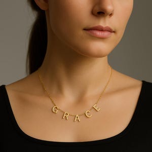 Collar con inicial personalizado para mujer – Colgante de letra de acero inoxidable – Elegante cadena de clavícula – Regalo de joyería personalizado