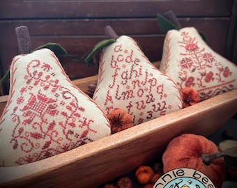 Counted Cross Stitch, Anjou Pears, Pillow Ornaments, Bowl Fillers, Monochromatic, Primitive, Annie Beez Folk Art, PATTERN ONLY