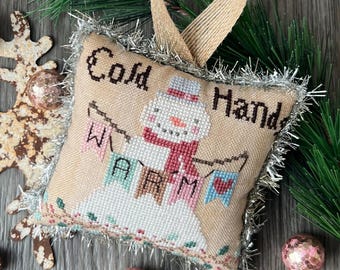 Counted Cross Stitch Pattern, Cold Hands Warm Heart, Pillows Ornaments, Bowl Fillers, Winter Decor, Mug, Annie Beez, PATTERN ONLY
