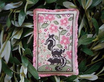Counted Cross Stitch Pattern, Stench Stack, Flower Motifs, Pillow Ornament, Bowl Filler, Plum Street Samplers, PATTERN ONLY
