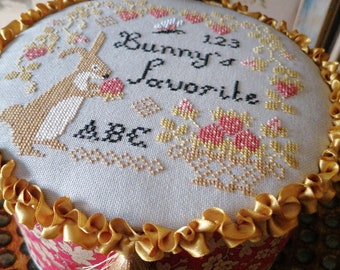 Counted Cross Stitch Pattern, Bunny's Favorite, Spring Decor, Easter Decor, Country Rustic, Twin Peak Primitives, PATTERN ONLY