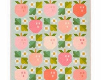 Quilt Pattern, Pineberry, Fat Quarter Friendly, Traditionally Pieced Quilt, Wall Hanging, Lap Quilt, Pen and Paper Patterns, PATTERN ONLY