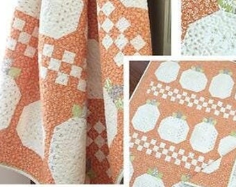 Quilt Pattern, Log Cabin Pumpkins, Cottage Decor, Fat Quarter Friendly, Autumn Decor, Lap Quilt, The Pattern Basket, PATTERN ONLY