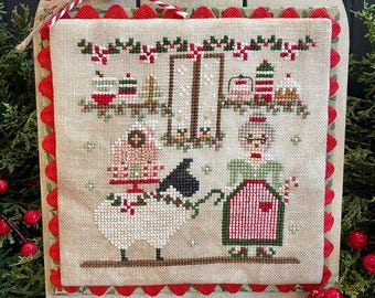 Counted Cross Stitch, Baking With Ewe, Christmas Decor, Sweet Treat Motifs, Peppermints Border Motifs, The Proper Stitcher, PATTERN ONLY