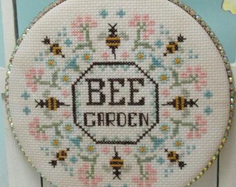 Counted Cross Stitch Pattern, Bee Garden, Garden Decor, Spring Flowers, Flowers, In the Garden Collection, KiraLyns Needlearts, PATTERN ONLY