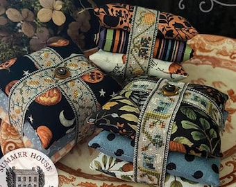 Counted Cross Stitch Pattern, That's a Wrap, Spooky Edition, Halloween Decor, Collaboration, HOD, Summer House Stitche Workes, PATTERN ONLY