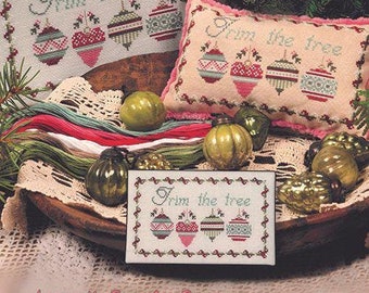Counted Cross Stitch Pattern, Trim the Tree, Christmas Decor, Christmas Ornaments, Borders, Tree, Jeannette Douglas Designs, PATTERN ONLY