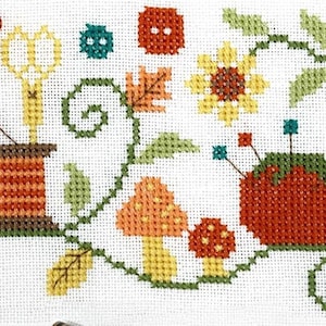 Counted Cross Stitch Pattern, Small Fall Sewing, Autumn Decor, Flower Motifs, Sewing Notions Motifs, Tiny Modernist, PATTERN ONLY