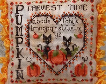 Counted Cross Stitch Pattern, Pumpkin Heart, From the Heart Collection, Pillow Ornament, Bowl Filler, KiraLyn's Needlearts, PATTERN ONLY