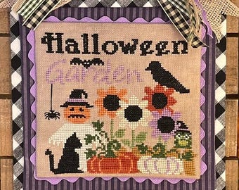 Counted Cross Stitch, Halloween Garden, Pillow Ornament, Halloween Decor, Scarecrow, Sunflowers, Pumpkins, Mani di Donna, PATTERN ONLY