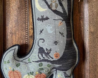 Counted Cross Stitch Pattern, Hoot in a Boot, 3D Design, Halloween Decor, Owl, Bat, Pumpkins, Fall Decor, The Needle's Notion, PATTERN ONLY