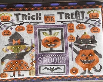 Counted Cross Stitch, aDOORables, Halloween, Halloween Decor, Witch, Black Cat, Bats, Stitching with the Housewives, PATTERN ONLY