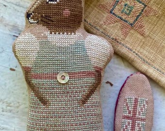 Counted Cross Stitch Pattern, Harriet, Animal Crackers British Series, Pillow Ornament, Stacy Nash Designs, PATTERN ONLY