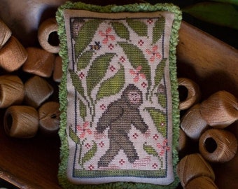 Cross Stitch Pattern, Bigfoot Bunch, Summer Decor, Bigfoot, Flowers, Garden Decor, Leaves, Plum Street Samplers, PATTERN ONLY