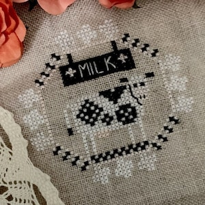 Counted Cross Stitch Pattern, Quirky Quaker Cow, Country Rustic, Pillow Ornament, Bowl Filler, Darling & Whimsy Designs, PATTERN ONLY