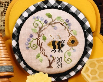 Counted Cross Stitch Pattern, Chubby Bee, Spring Decor, Pillow Ornament, Bee Motif, Beehive, Jeannette Douglas, PATTERN ONLY