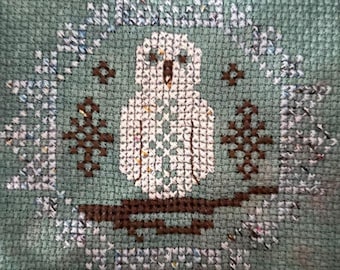 Counted Cross Stitch Pattern, Quirky Quaker Snowy Owl, Country Rustic, Pillow Ornament, Bowl Filler, Darling & Whimsy Designs, PATTERN ONLY