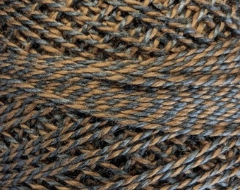 Valdani Thread, Size 8, PT27,  Beach Waves, Twisted Tweed, Valdani Perle Cotton, Punch Needle, Embroidery, Penny Rugs, Wool Applique