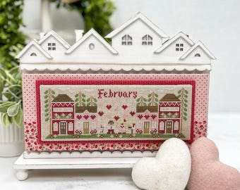 Wooden Stand Unfinished, Rooftop Row, Display Stand, Country Rustic, Cottage Chic, Home Decor, Paisley's and Polka Dots, KIT Only